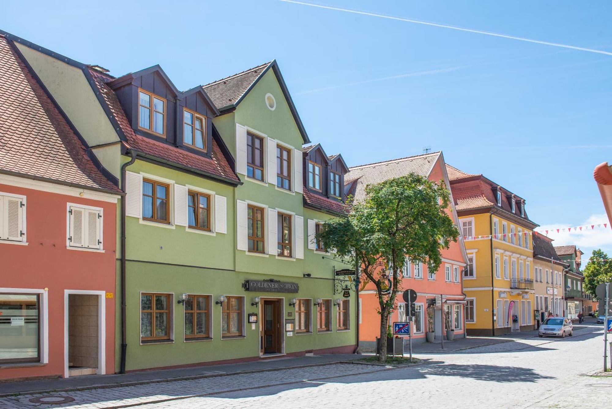 Hotel-Garni Goldener Schwan Bad Windsheim Esterno foto