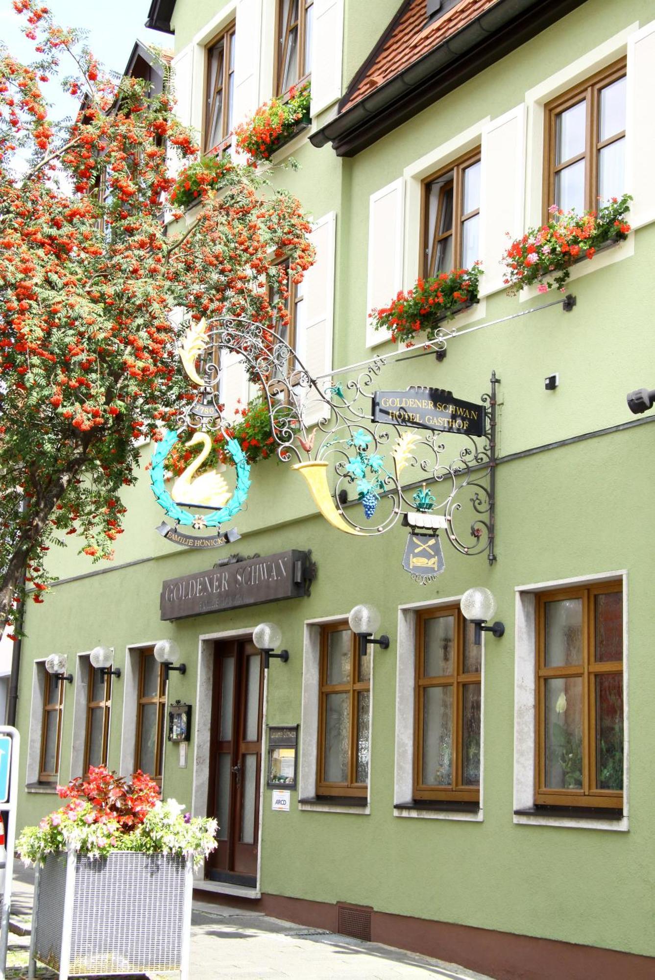 Hotel-Garni Goldener Schwan Bad Windsheim Esterno foto